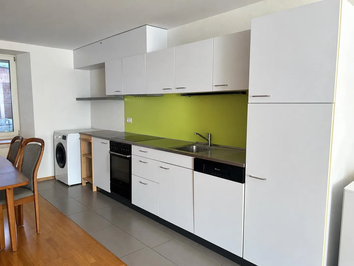 3-room apartment with garden seating area in the heart of Sissach - Photo 3 of 7