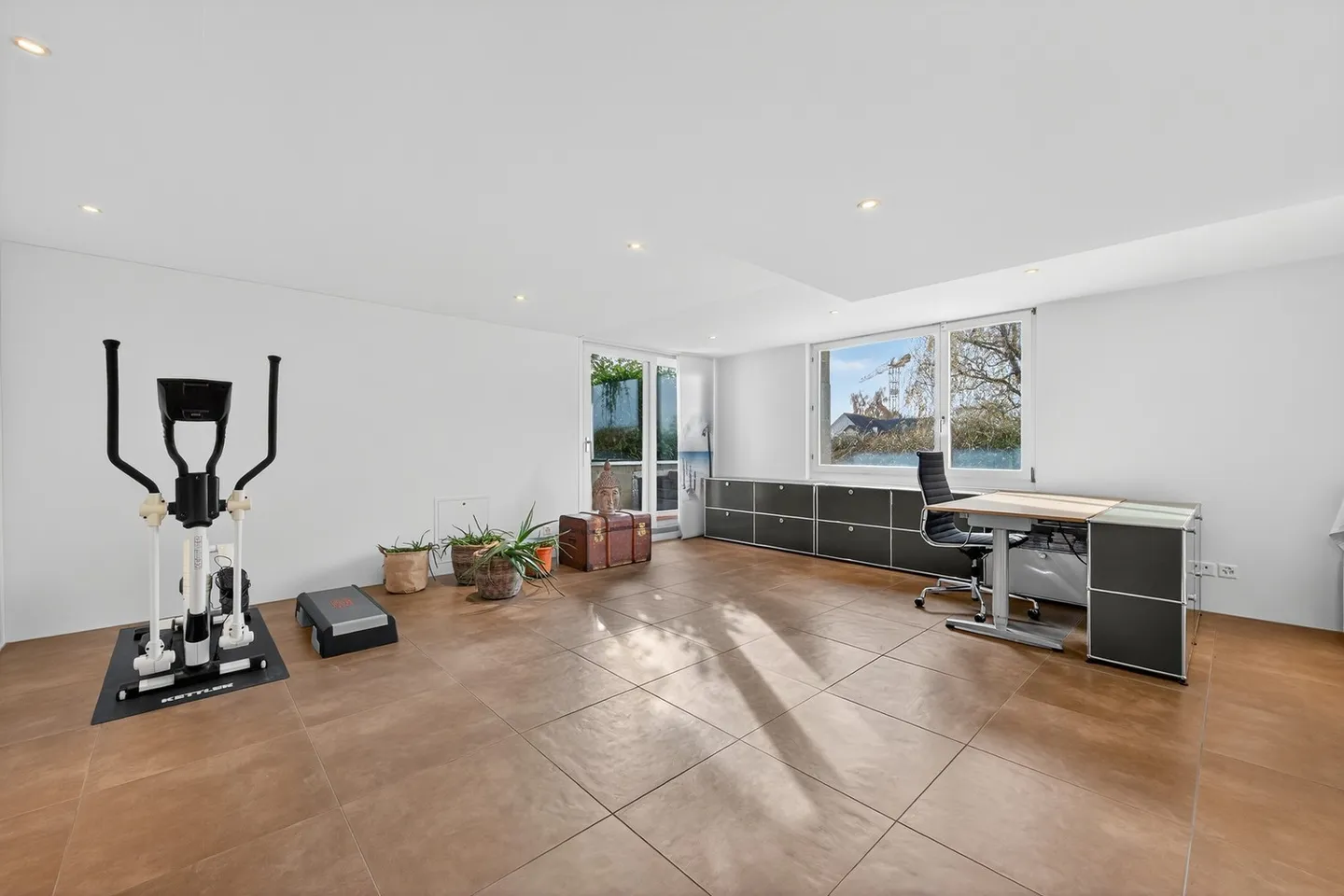 Terrace house with panoramic terrace / Living & working under one roof - Photo 11 of 14