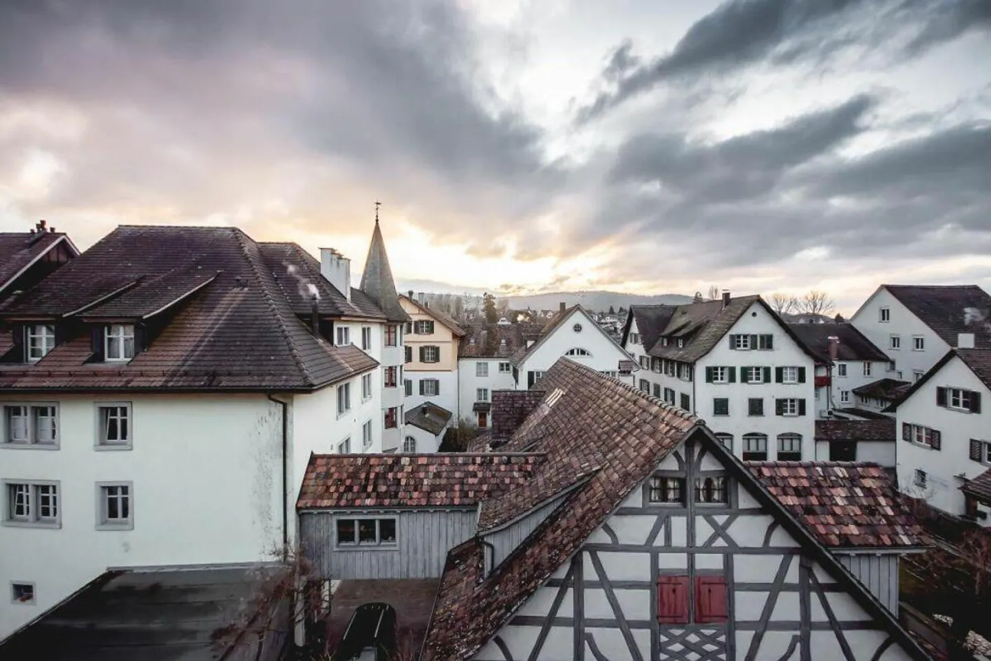 Penthouse moderne de 6 pièces au cœur de la vieille ville - Photo 1 sur 10