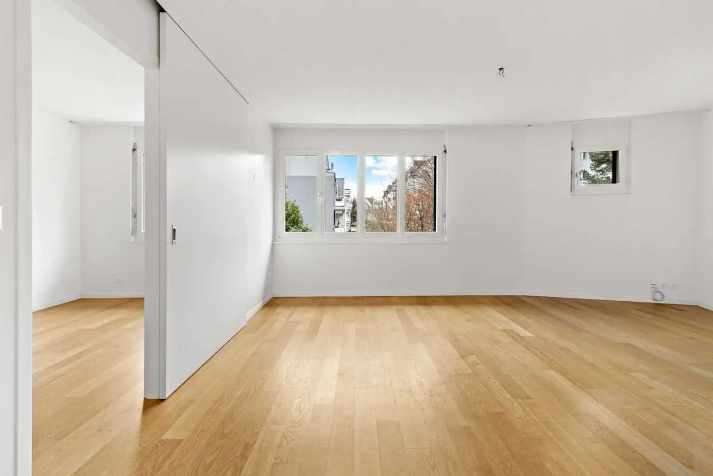 Vie spacieuse dans une maison de ville de 5½ pièces près du lac - Photo 6 sur 12