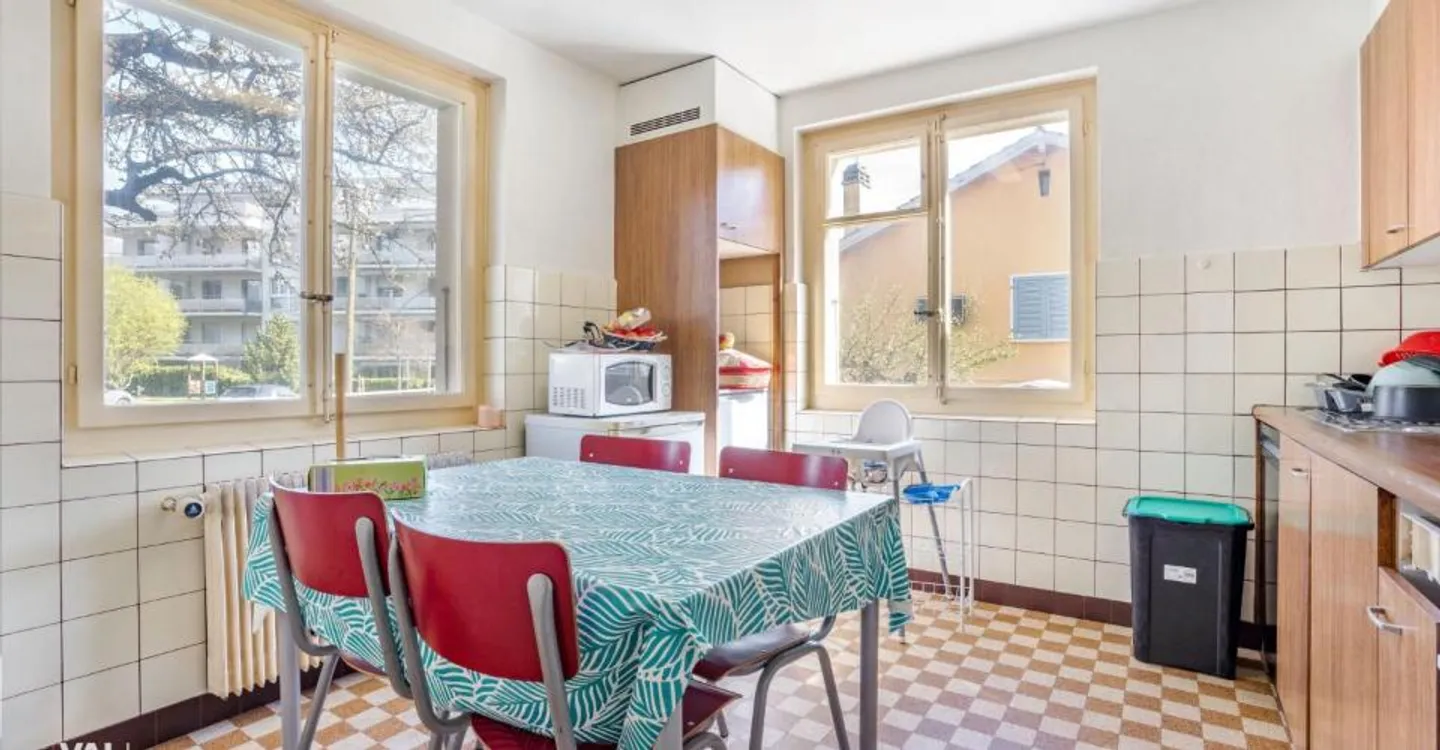 Casa con reddito locativo immediato nel cuore di Champsec - Foto 8 di 12