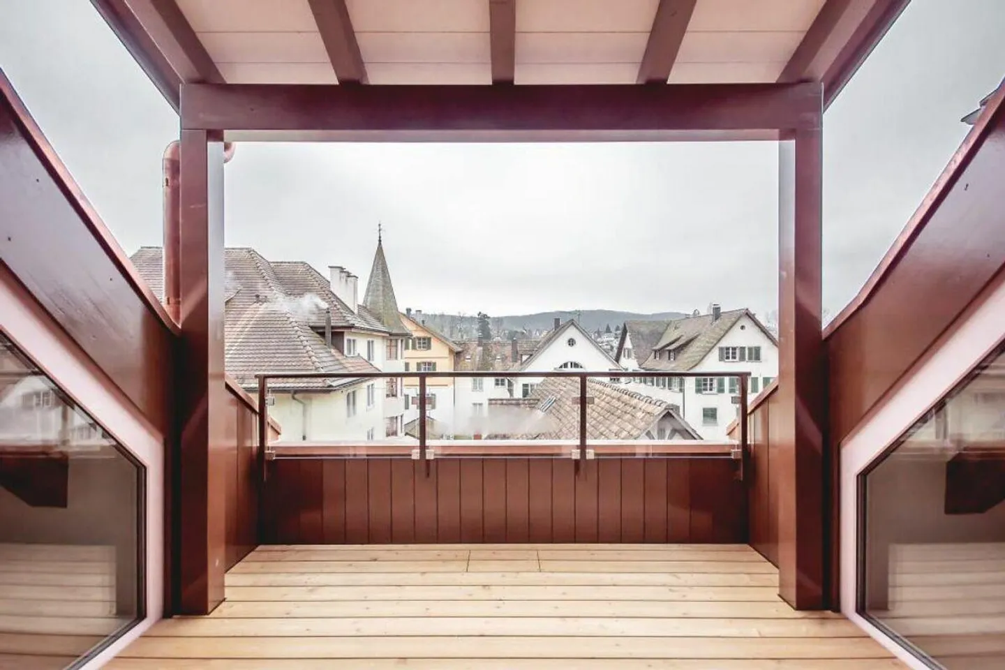 Penthouse moderne de 6 pièces au cœur de la vieille ville - Photo 6 sur 10