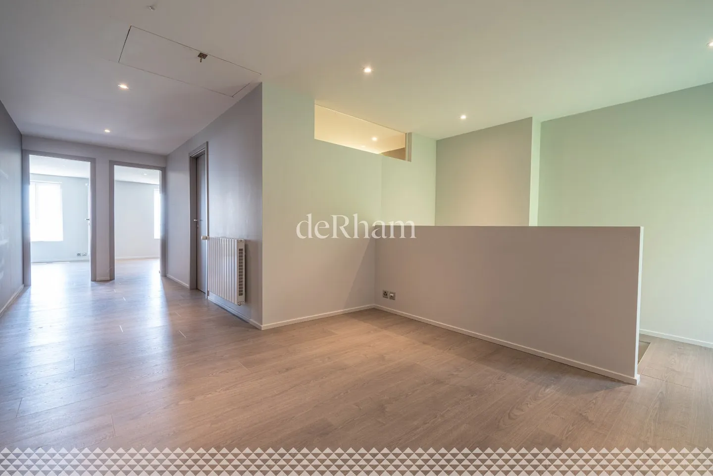 Villa individuell komplett renoviert, mit atemberaubendem Blick! - Foto 5 von 13