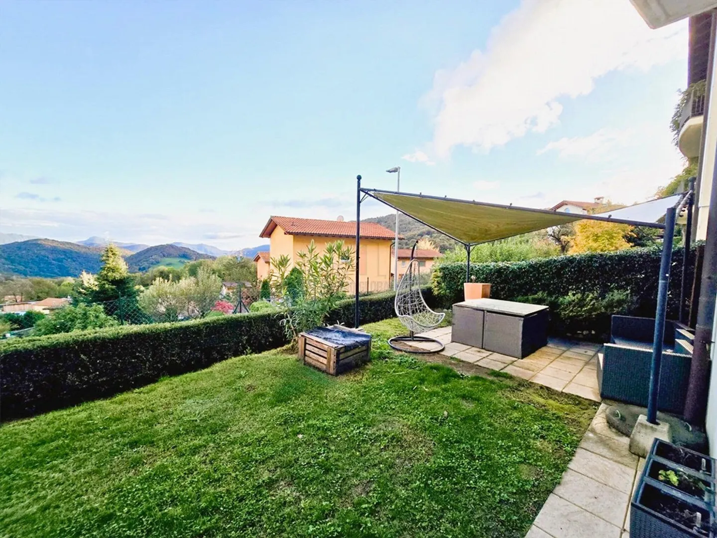 Welcoming and Bright, New Price, Must See - Photo 9 of 9