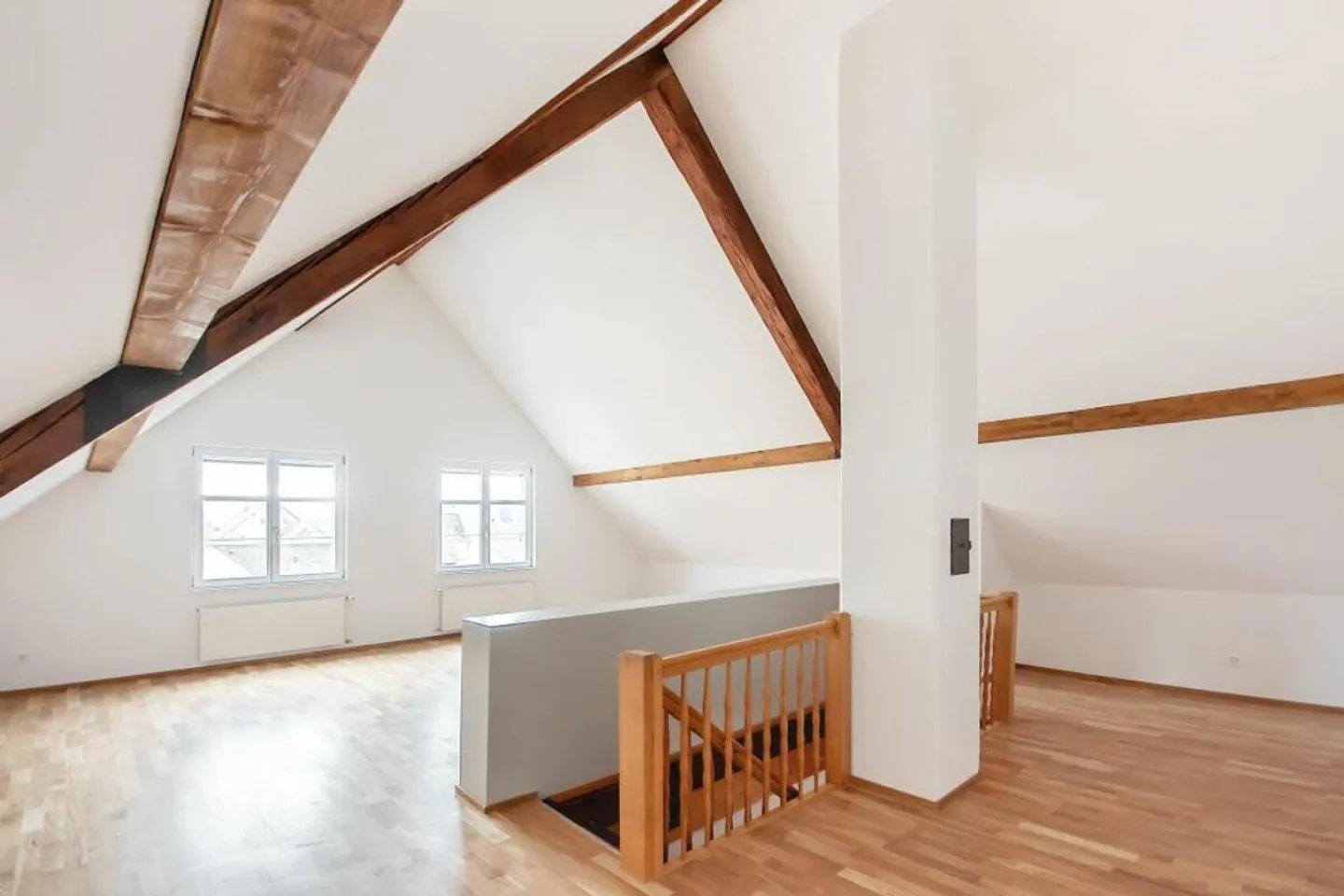 Penthouse moderne de 6 pièces au cœur de la vieille ville - Photo 7 sur 10