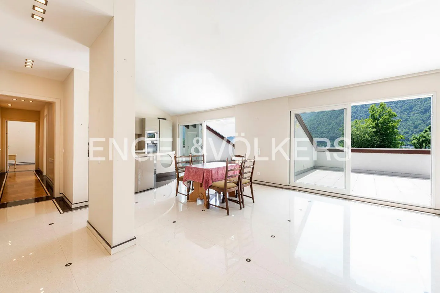 Laissez l'âme pendre - Photo 2 sur 10