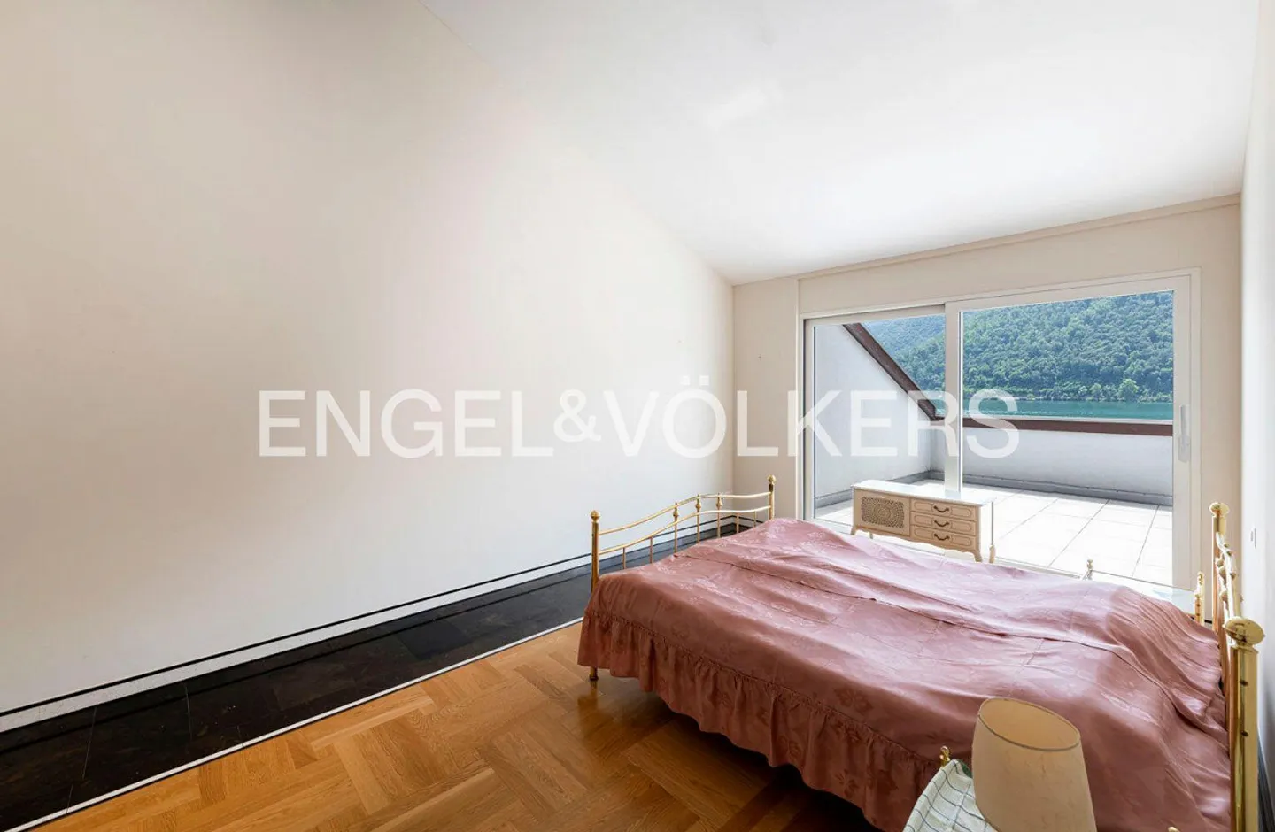 Laissez l'âme pendre - Photo 6 sur 10