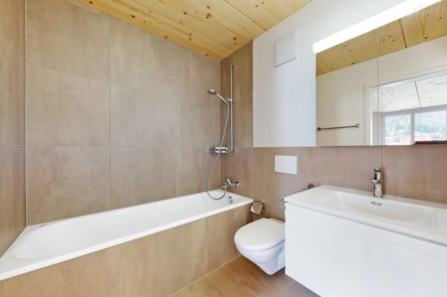 Wunderschöne Attikawohnung mit Terrasse - Foto 11 von 13