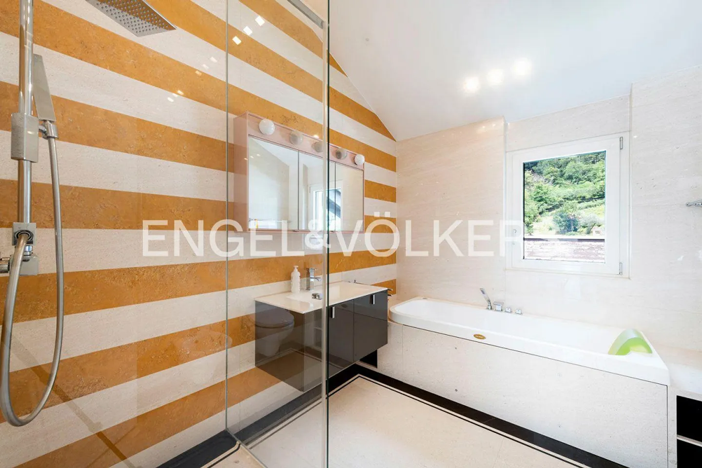 Laissez l'âme pendre - Photo 7 sur 10