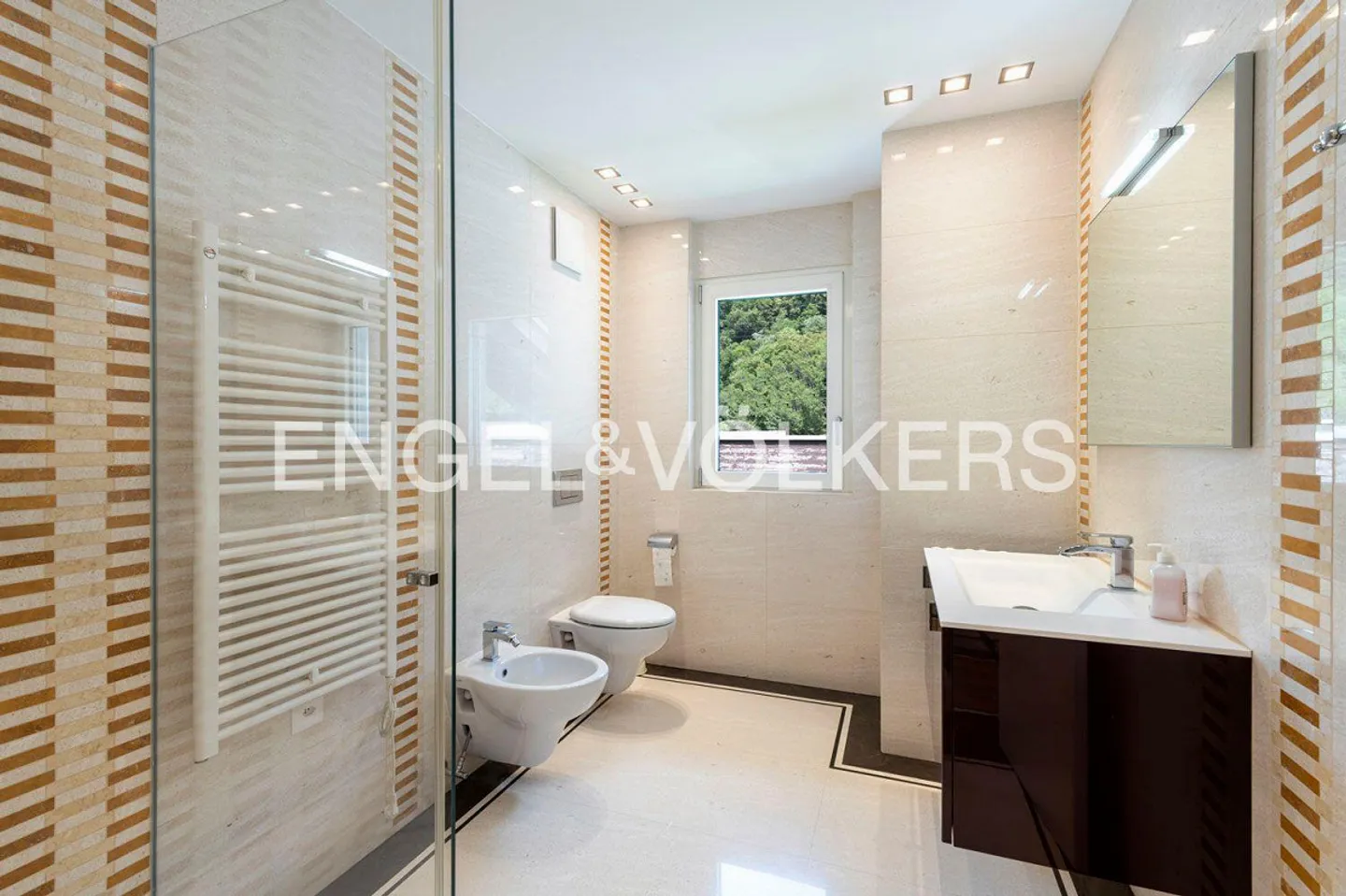 Laissez l'âme pendre - Photo 10 sur 10