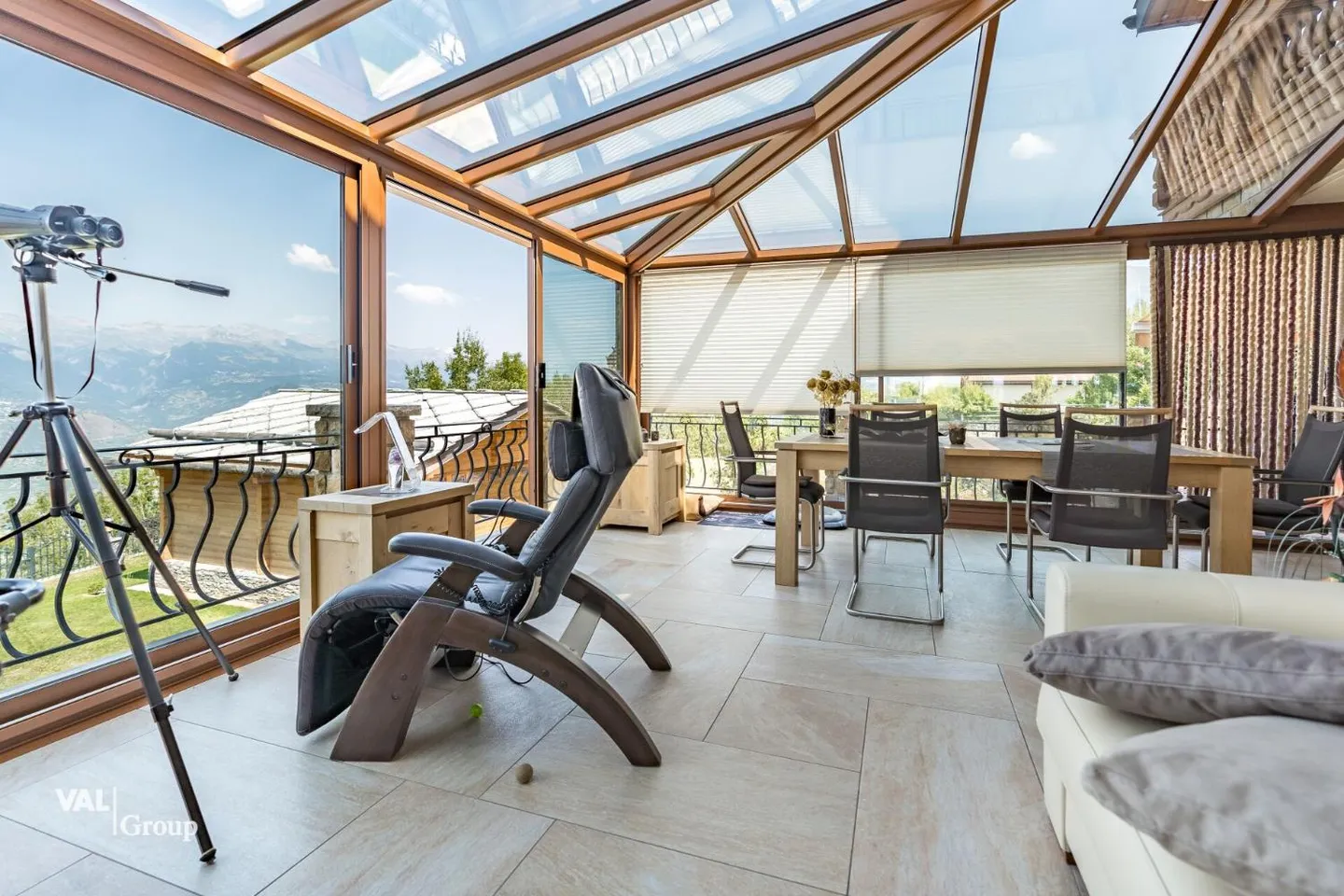 Chalet mit außergewöhnlichem Panorama, das durch Liebe und Leidenschaft bereichert wird - Foto 13 von 13