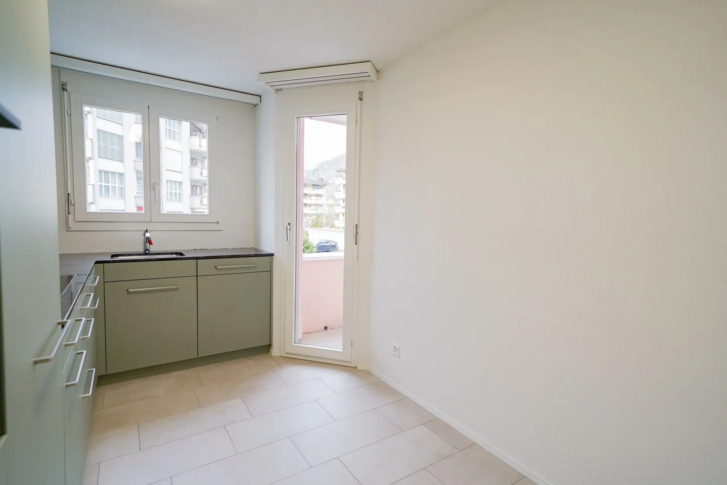 Modernes Apartment in Stansstad - Foto 2 von 13