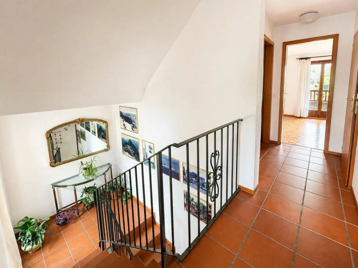 Merveilleuse maison immergée dans la verdure avec vue dégagée à Arogno - Photo 18 sur 30