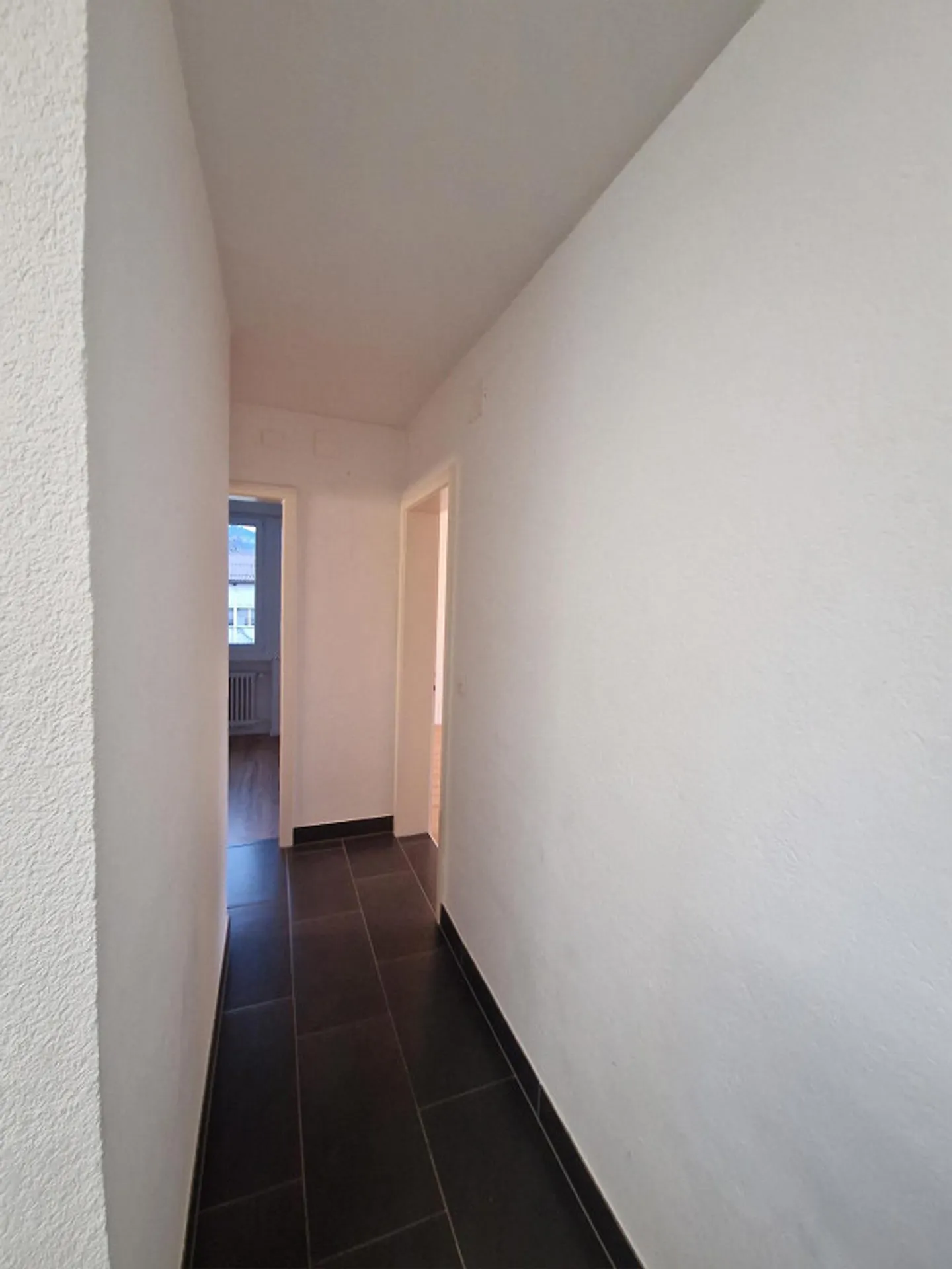 Appartement lumineux de 4 pièces avec vue imprenable à Neu St. Johann - Photo 11 sur 11