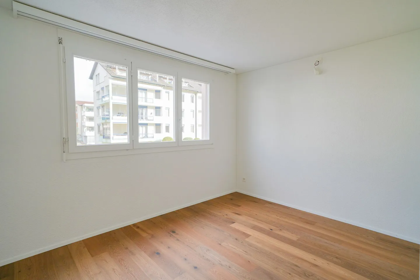 Modernes Apartment in Stansstad - Foto 10 von 13