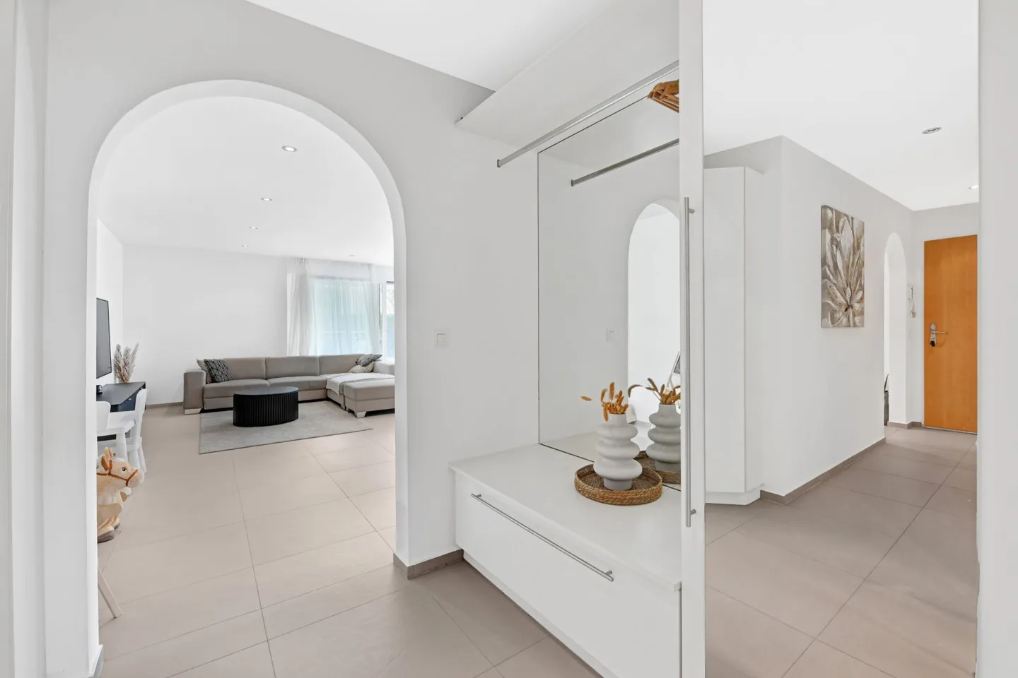 Wohnen im Grünen: Lichtdurchflutete 5.5-Zimmer-Wohnung mit Wintergarten, Sitzplatz und Hobbyraum - Foto 28 von 42