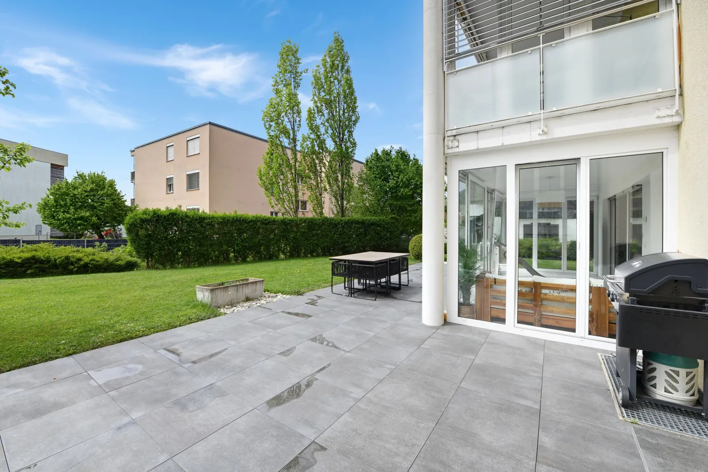 Wohnen im Grünen: Lichtdurchflutete 5.5-Zimmer-Wohnung mit Wintergarten, Sitzplatz und Hobbyraum - Foto 22 von 42