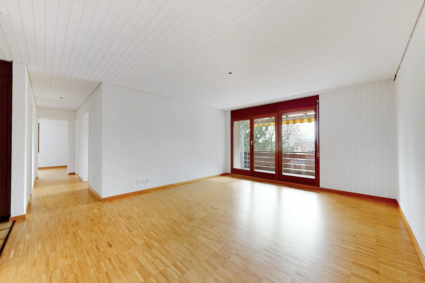 Grosszügige Wohnung im Grünen - Foto 2 von 13