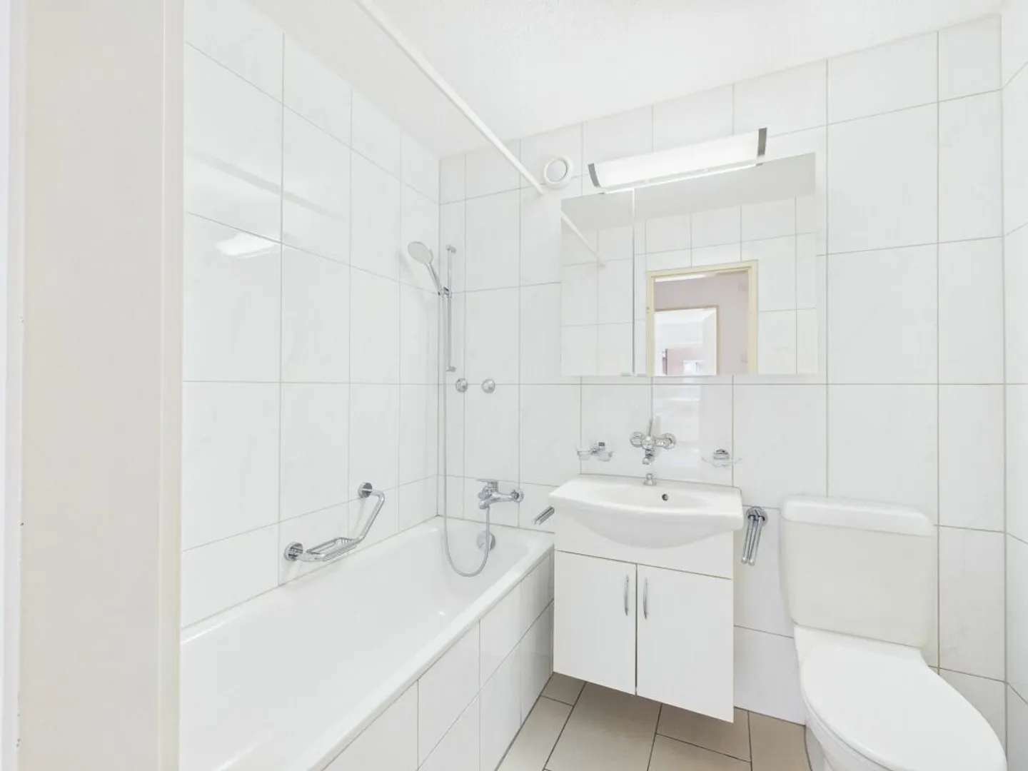 Modernes 3.5-Zimmer-Apartment - Foto 8 von 8
