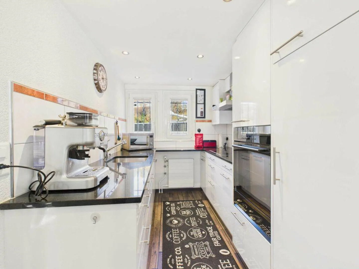 Detached, well-maintained 3½-room single-family house with single garage and beautiful garden - Photo 6 of 13