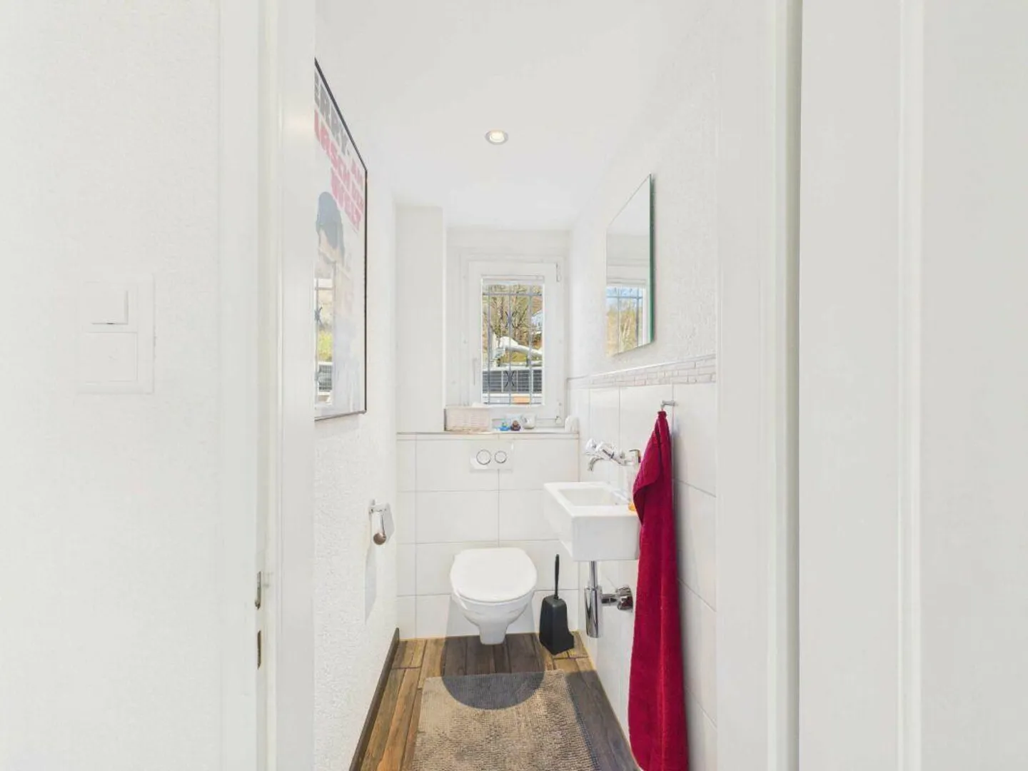 Detached, well-maintained 3½-room single-family house with single garage and beautiful garden - Photo 7 of 13