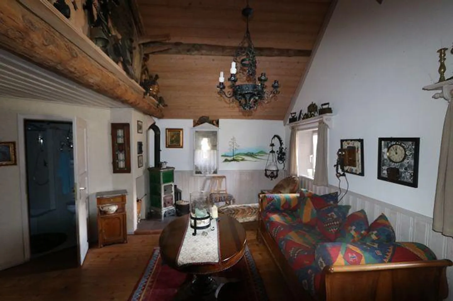 3 1/2-Room Rustic House with Garden and Expandable Barn on 15000 m2... - Photo 4 of 25