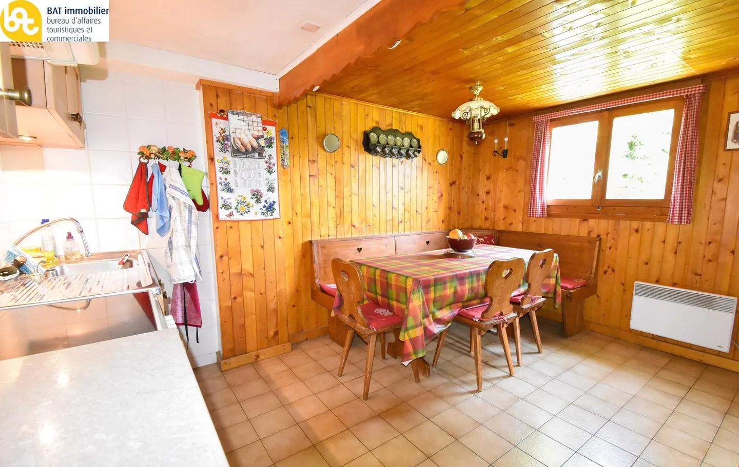 Settimanale o mensile - Chalet tipico nel centro di Nax - Foto 5 di 14