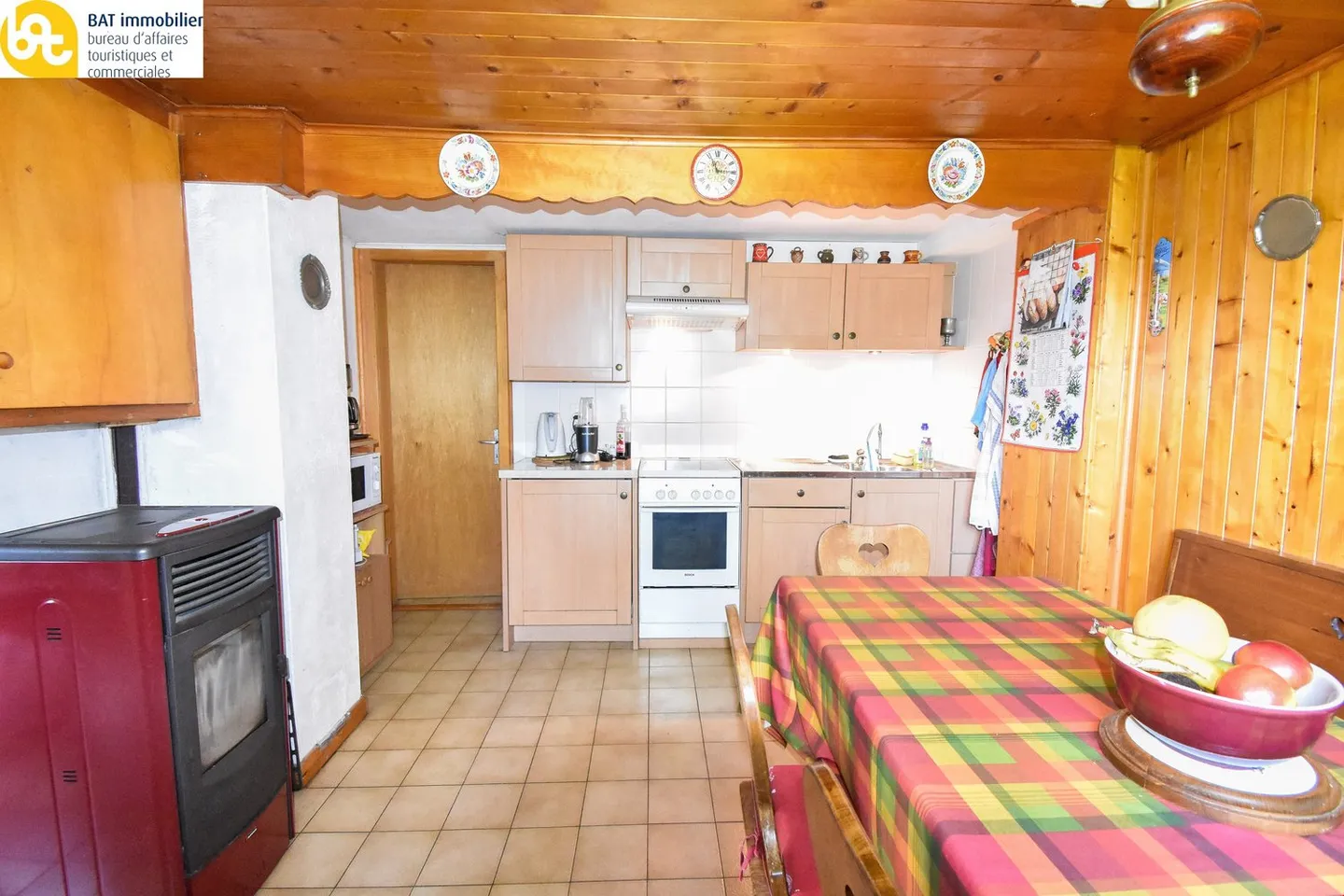 Settimanale o mensile - Chalet tipico nel centro di Nax - Foto 6 di 14