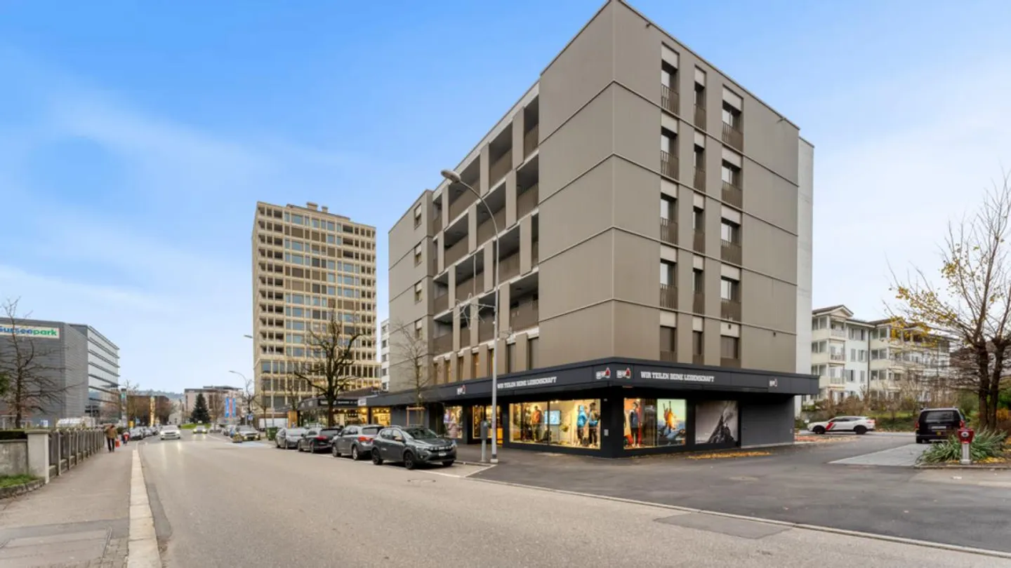 Modern Single Apartment in the Heart of Sursee - Photo 1 of 8