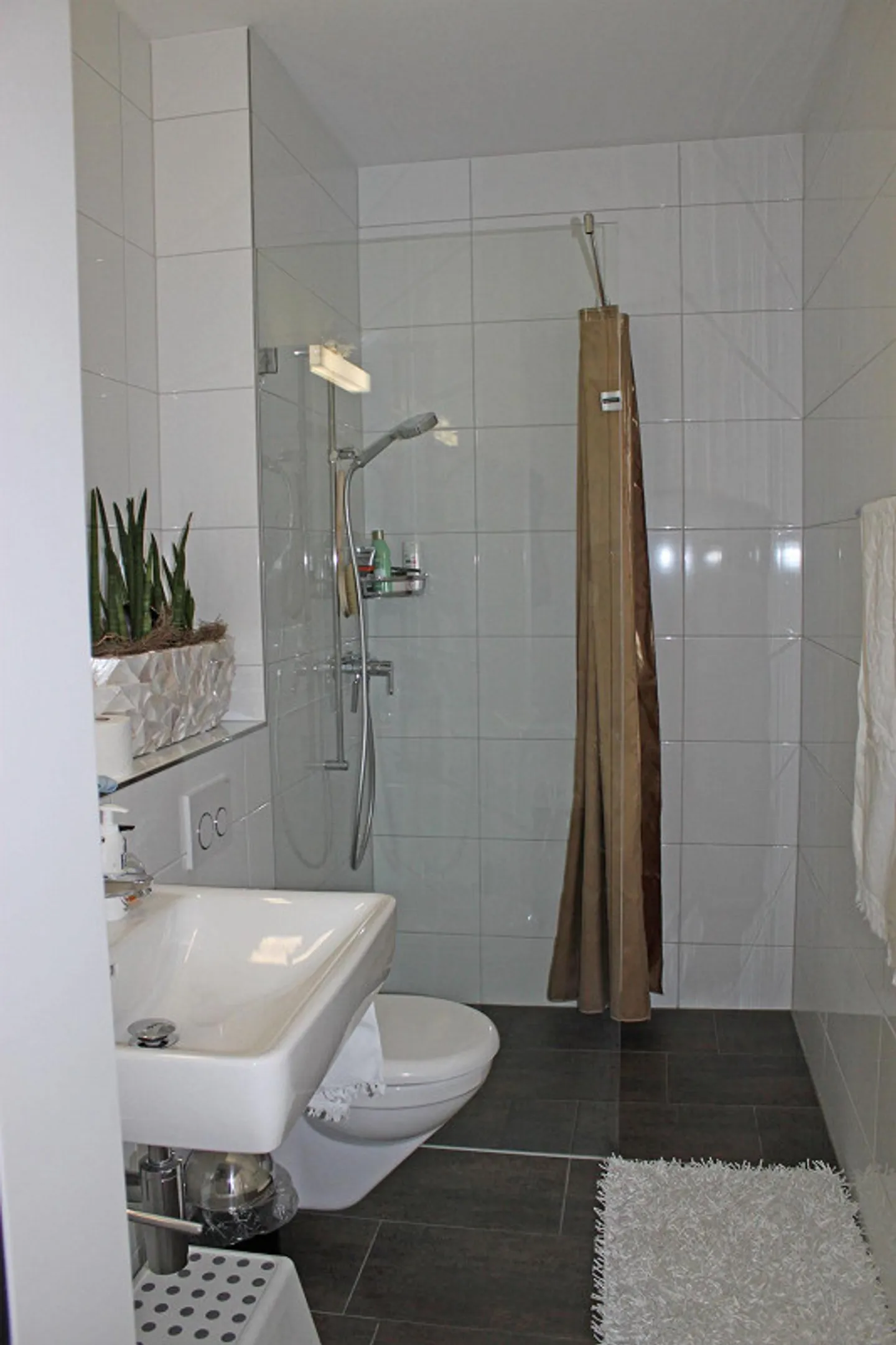 Exklusive Attikawohnung mit grosszügiger Terrasse - Foto 5 von 9