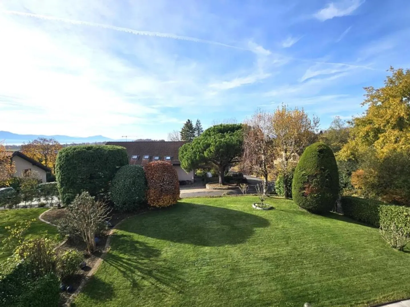 Maison contiguë 4.5 pièces - Photo 1 sur 10