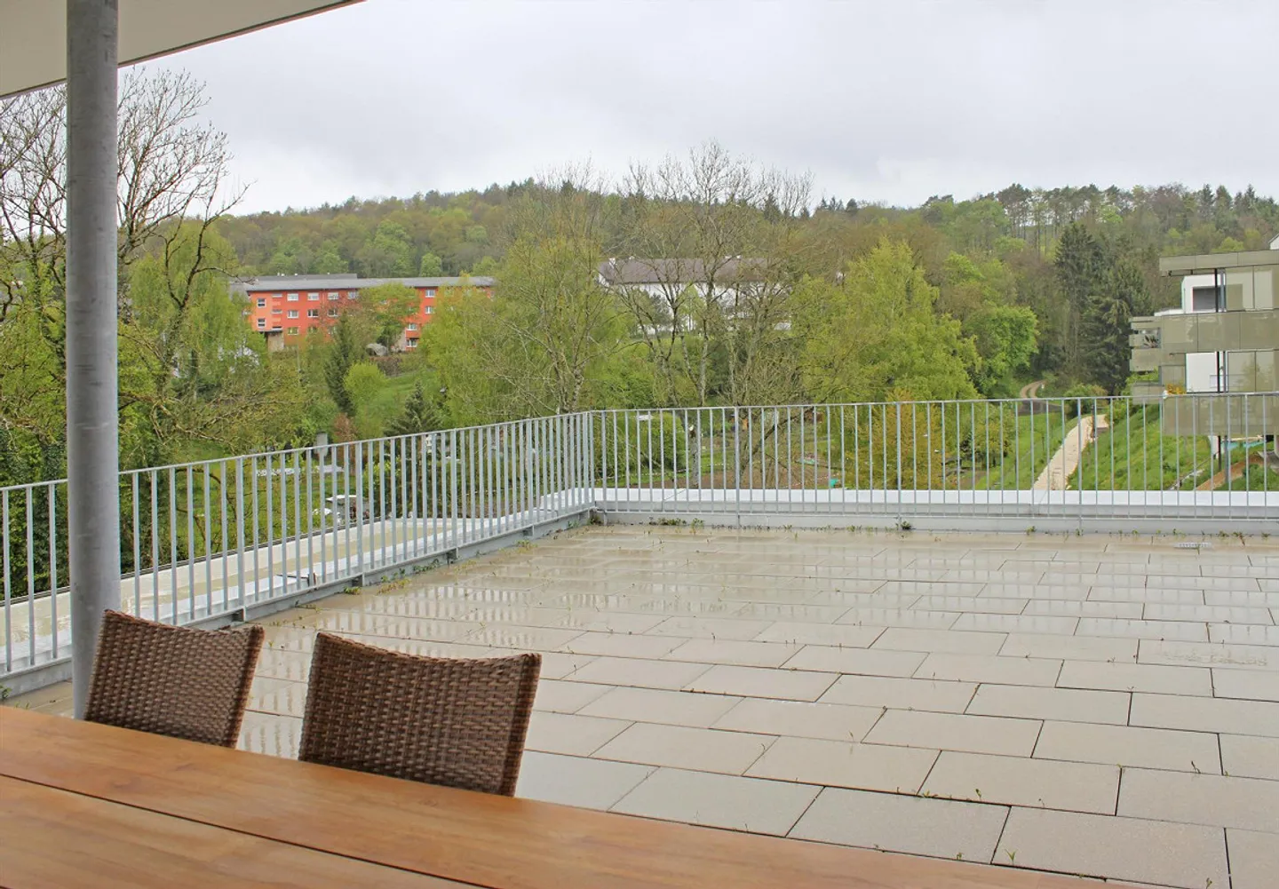 Exklusive Attikawohnung mit grosszügiger Terrasse - Foto 7 von 9