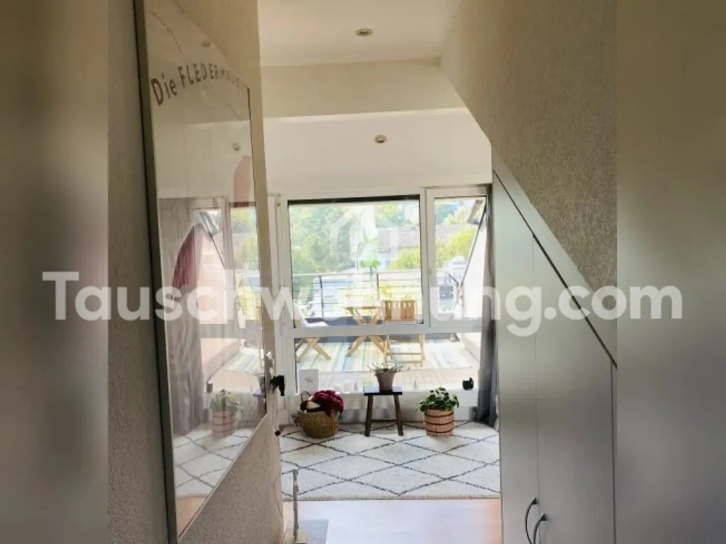 [ÉCHANGE D'APPARTEMENT] Appartement sous les toits avec terrasse dans le quartier 3 - Photo 6 sur 20