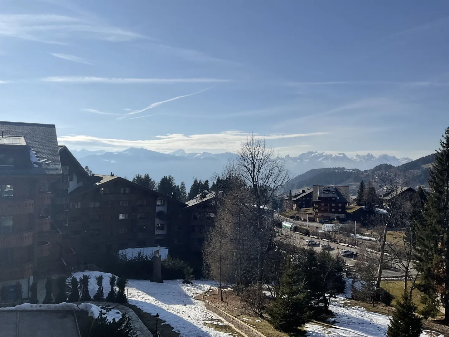 Appartement Charmant avec Vue Alpestre - Photo 8 sur 8