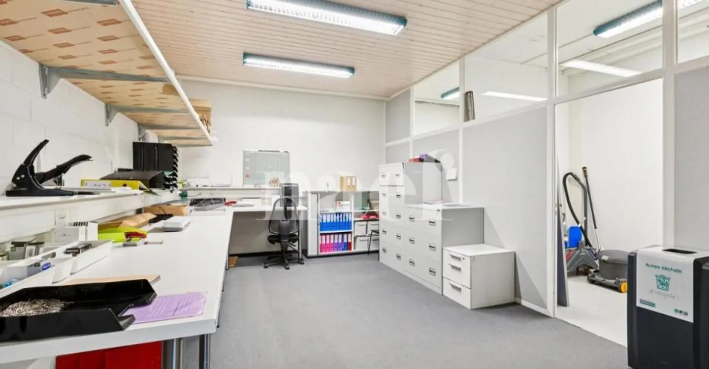 Neue Büros verfügbar von 281 m2 - Foto 4 von 6