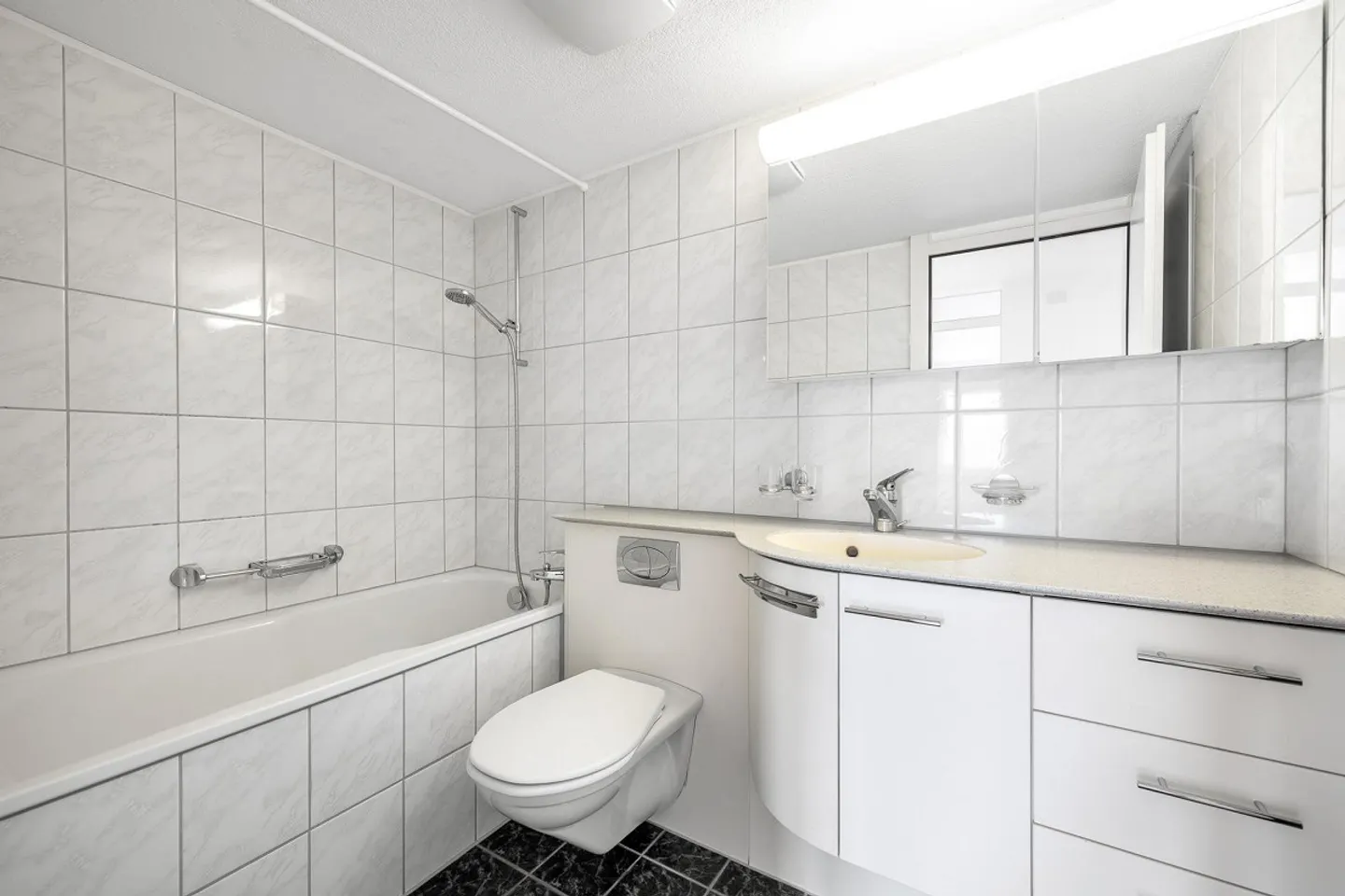 Charmante Wohnung mit Balkon - Foto 10 von 11