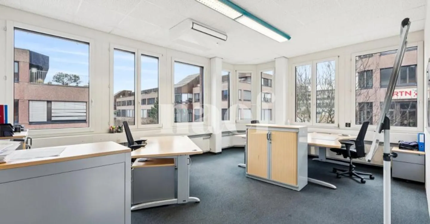 Neue Büros verfügbar von 281 m2 - Foto 2 von 6