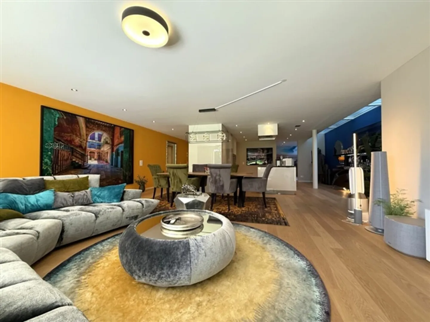 Dreamy and Modern Garden Apartment in Zurich Witikon - Photo 8 of 19