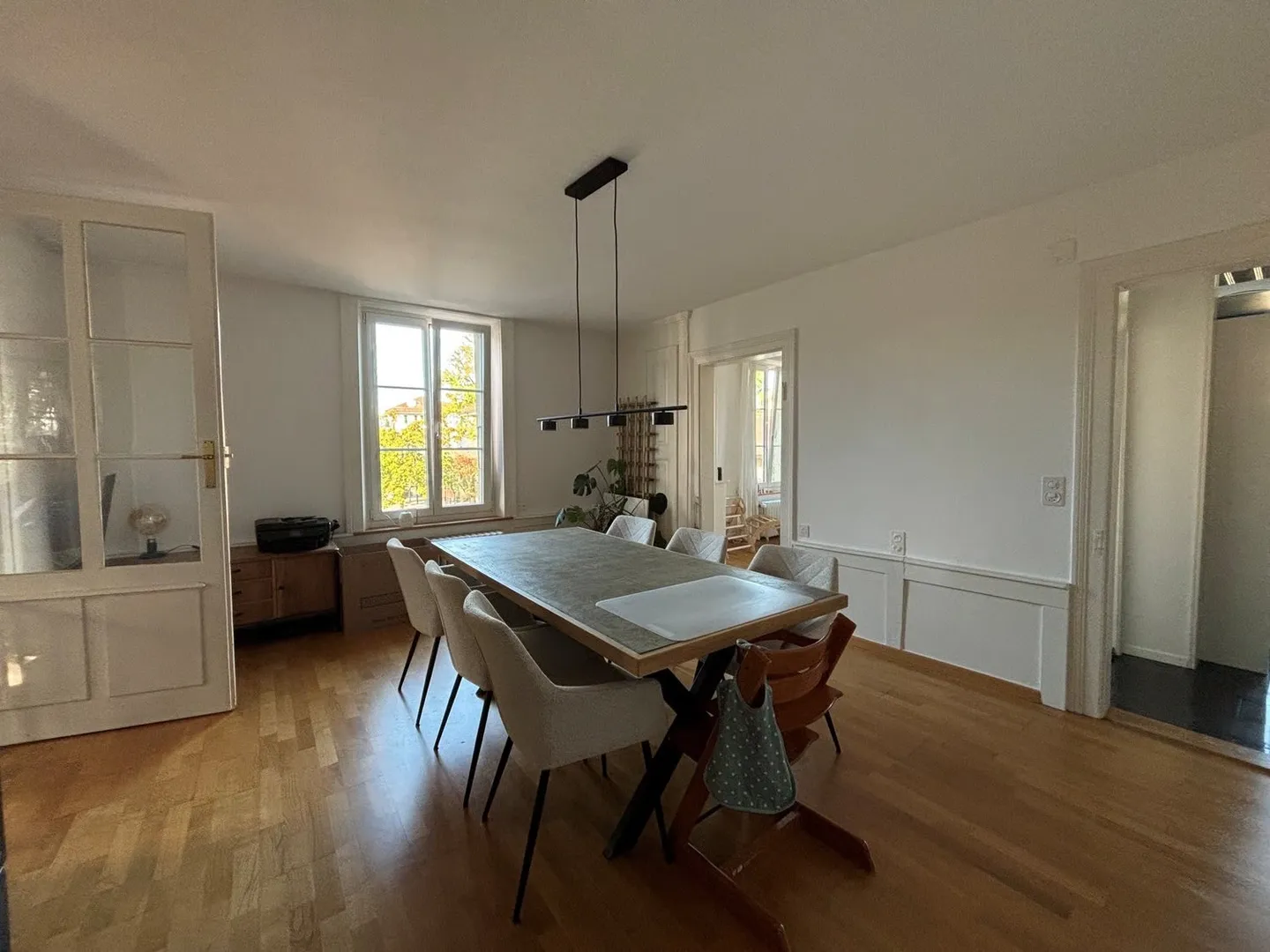 5-room apartment in the village center - Photo 4 of 18