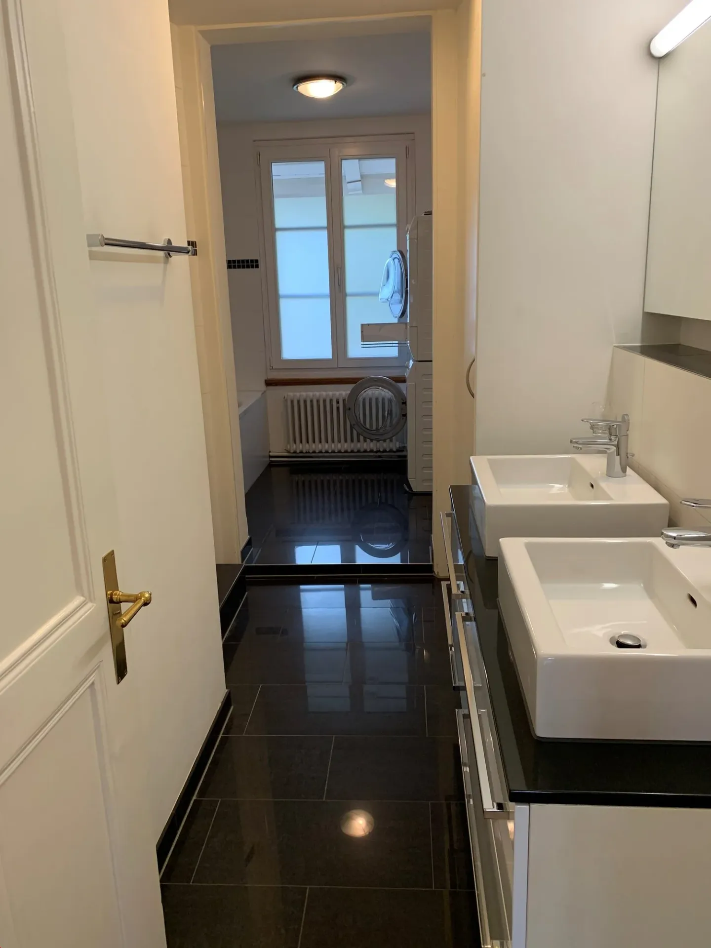 5-room apartment in the village center - Photo 13 of 18