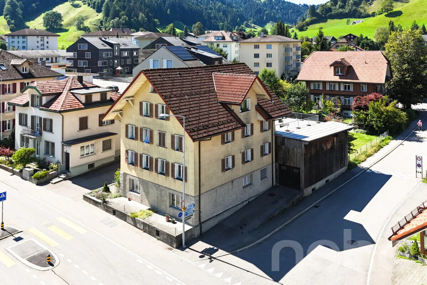 Edificio residenziale in affitto - Foto 1 di 9