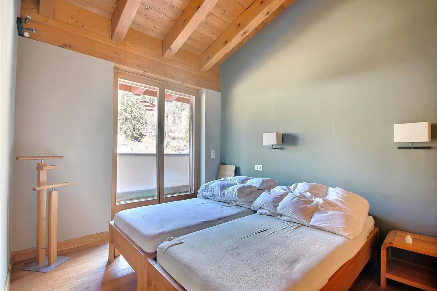 Superb 4.5 room attic apartment, spacious and bright - Ideally located - - Photo 10 of 13