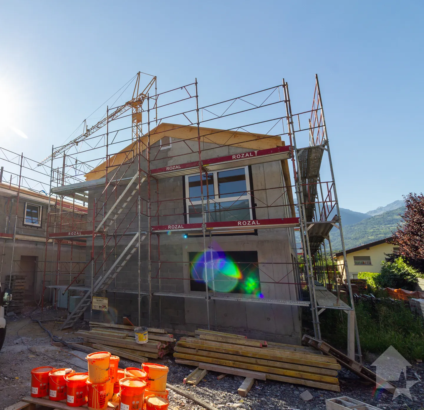 Villa contigua di 140 m2 con terrazza e garage - Foto 5 di 11