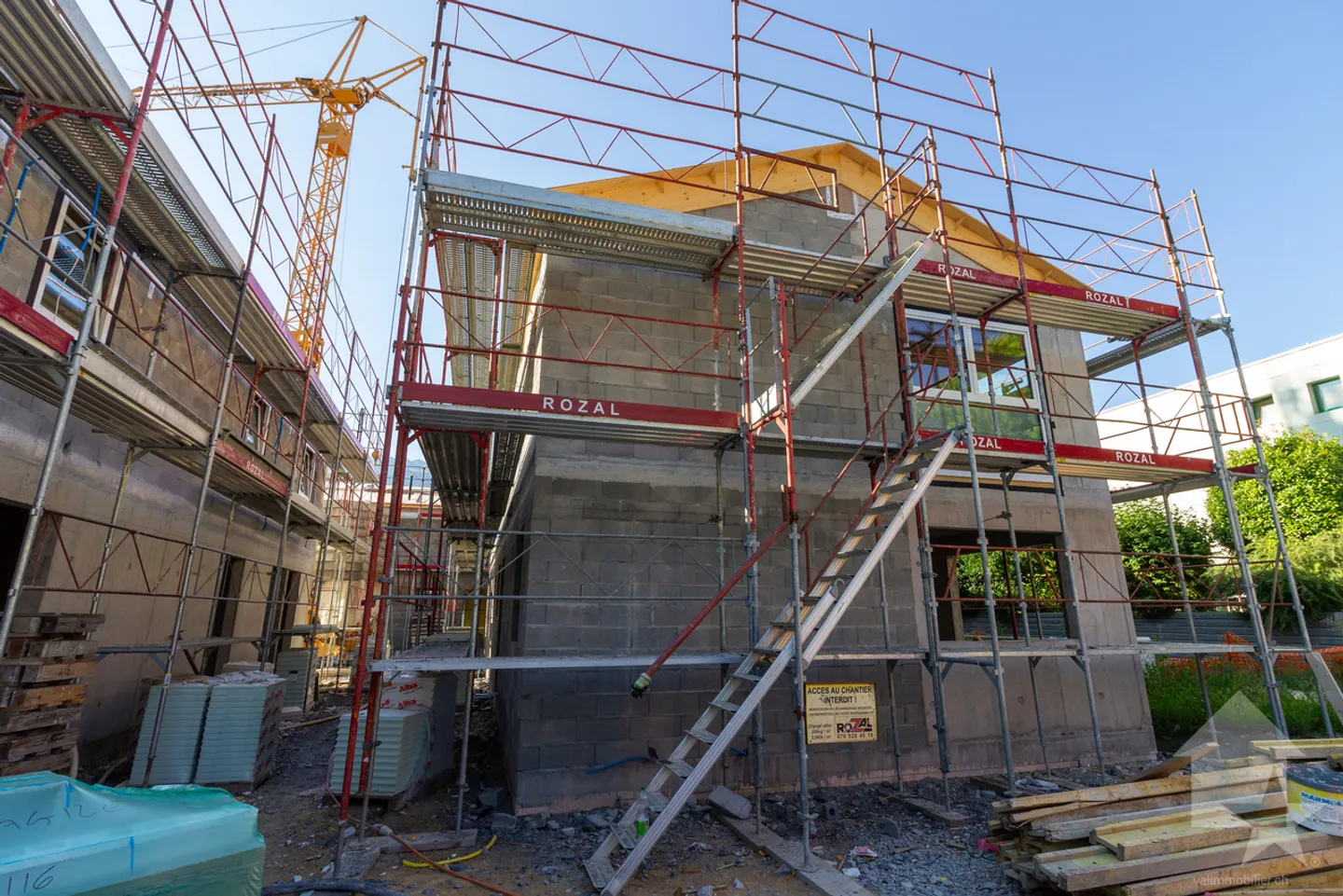 Villa contigua di 140 m2 con terrazza e garage - Foto 6 di 11