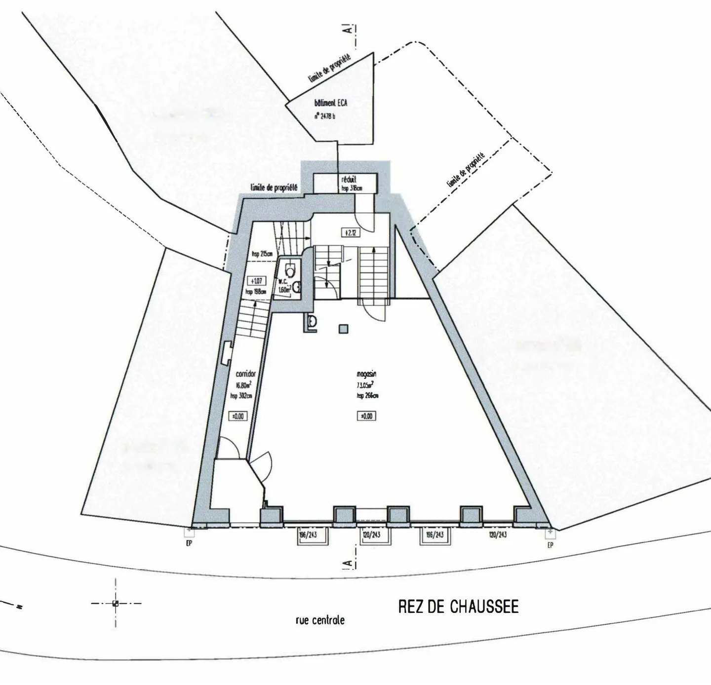 Grandi vetrine e spazio commerciale di 73 m2, con deposito di 45 m2 - Foto 6 di 6