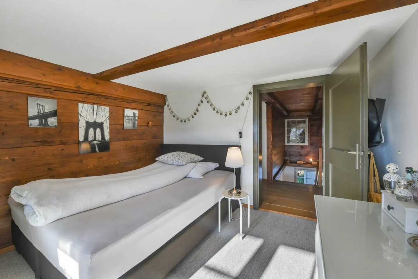 Une vie de rêve dans un charmant bâtiment ancien en bois - Photo 11 sur 25