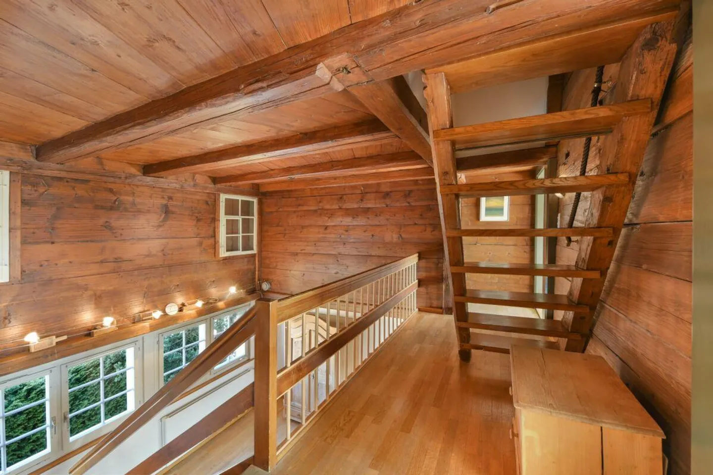 Une vie de rêve dans un charmant bâtiment ancien en bois - Photo 14 sur 25