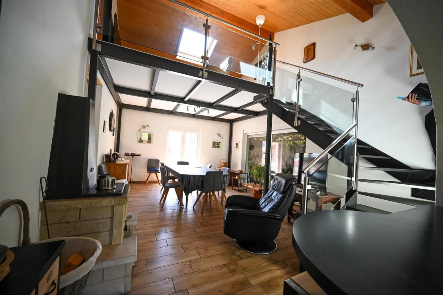 Villa 7.5 pièces - Photo 4 sur 13