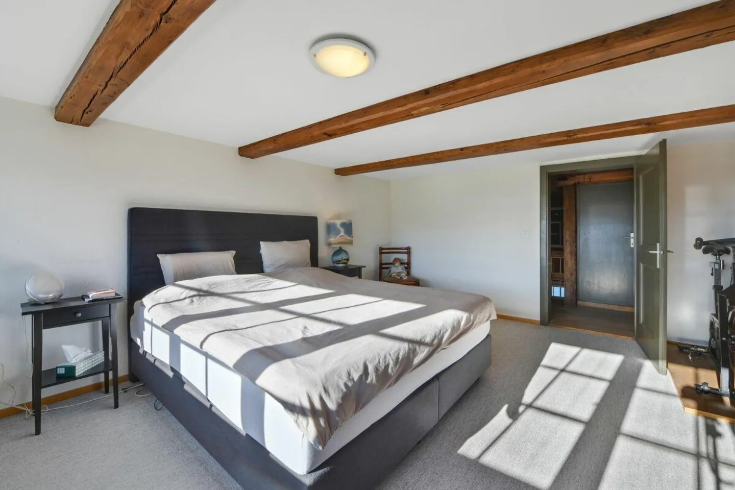 Une vie de rêve dans un charmant bâtiment ancien en bois - Photo 16 sur 25