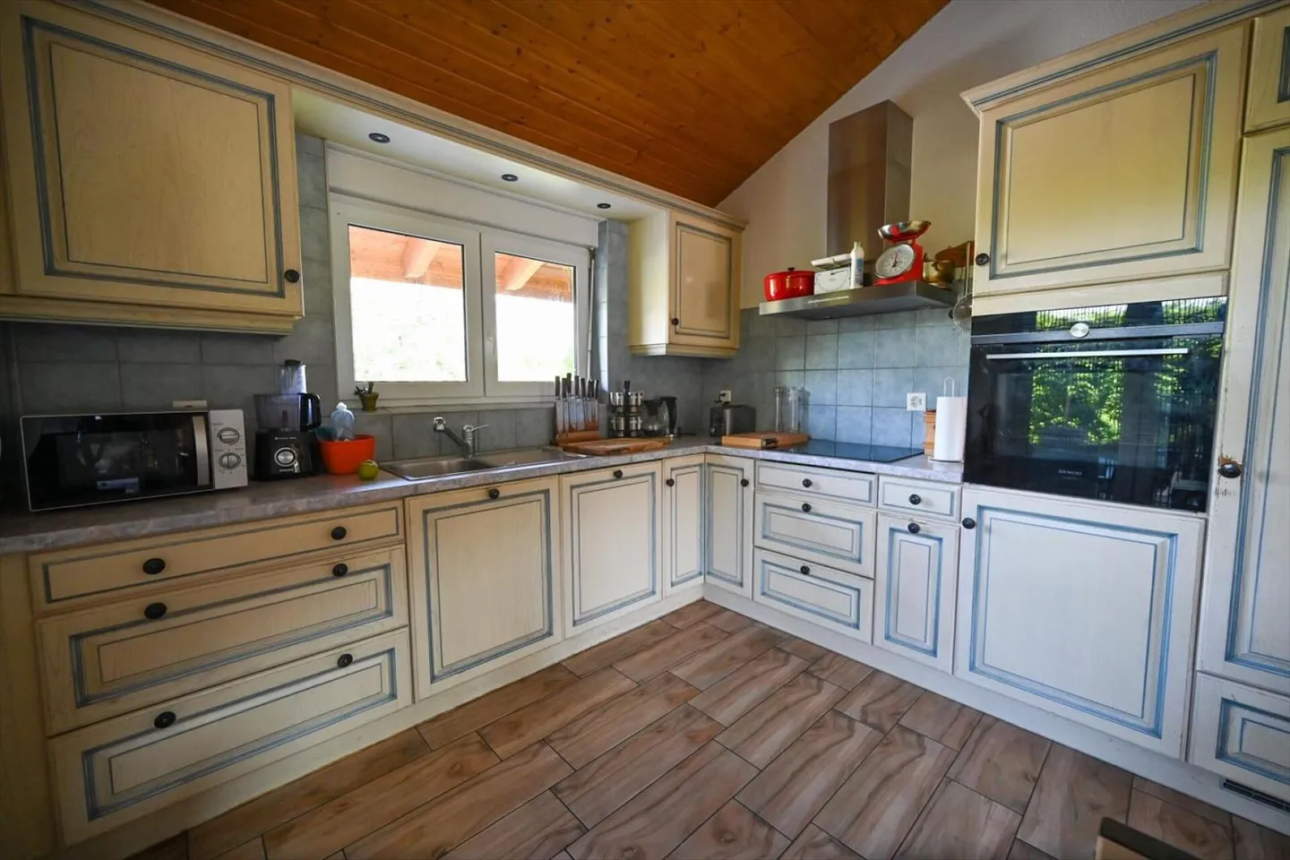 Villa 7.5 pièces - Photo 8 sur 13